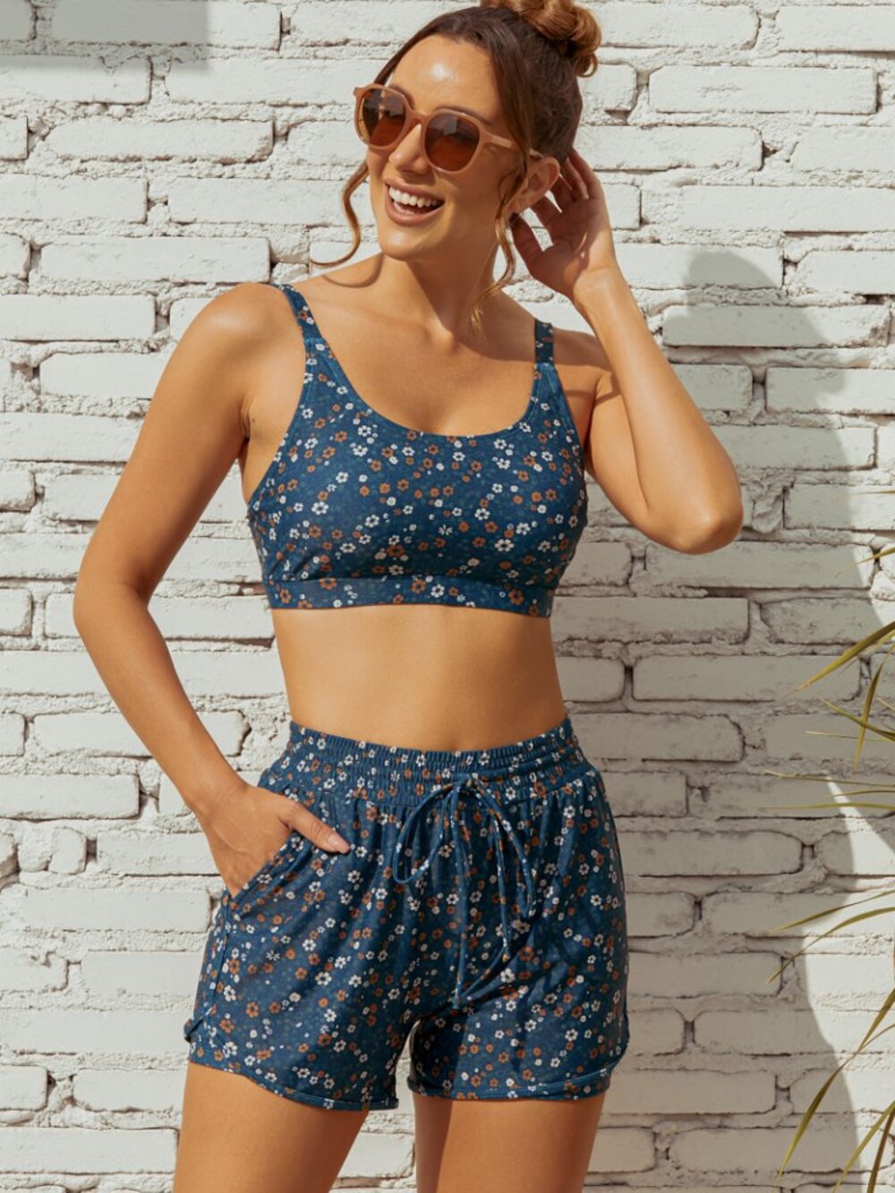 Floral Scoop Neck Stylish Bikini Top with Boy Short Set